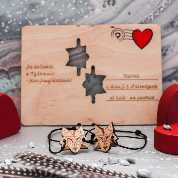 valentine's wolf wooden card