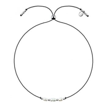 bracelet with pearls